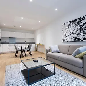 Stunning Luxury 2 Bedroom London